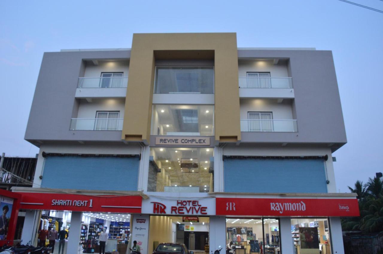 Hotel Revive Veraval Luaran gambar